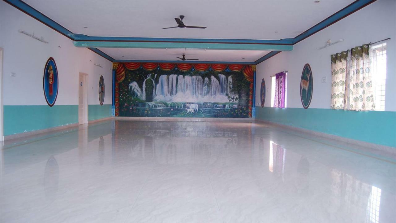 Mahathi Resort And Spa Yelagiri Exterior foto